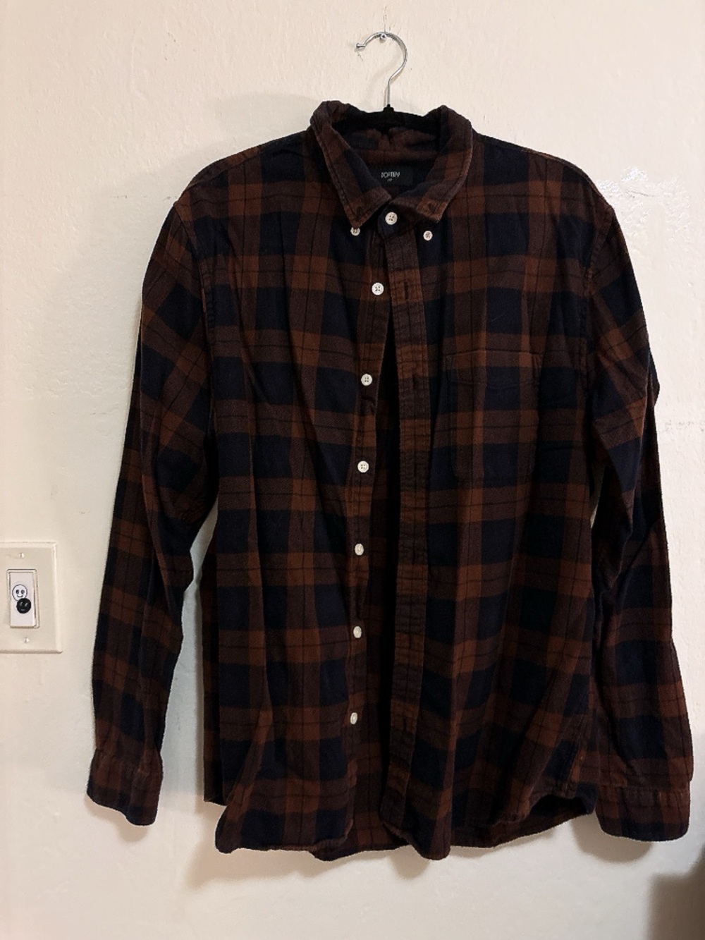 TOPTEN Brown Black Plaid Button Down Shirt